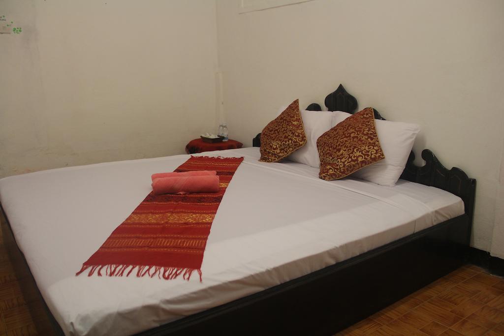 Lpq Backpackers Hostel Λουάνγκ Πραμπάνγκ Δωμάτιο φωτογραφία